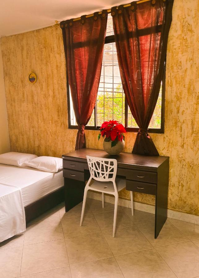 Hostal Gabo Букараманга Экстерьер фото